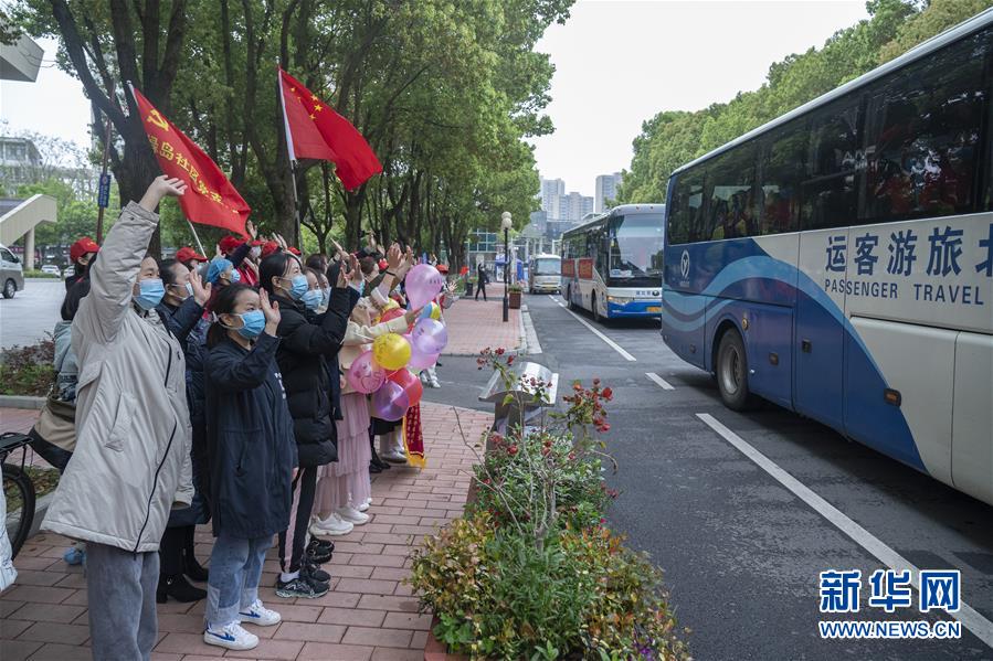 （新華全媒頭條·圖文互動(dòng)）（5）上下同心，守望相助——中國抗疫眾志成城的生動(dòng)實(shí)踐